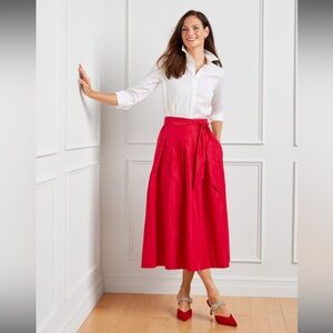 Talbots Red Fit and Flare Red Taffeta Holiday Skirt sz 8